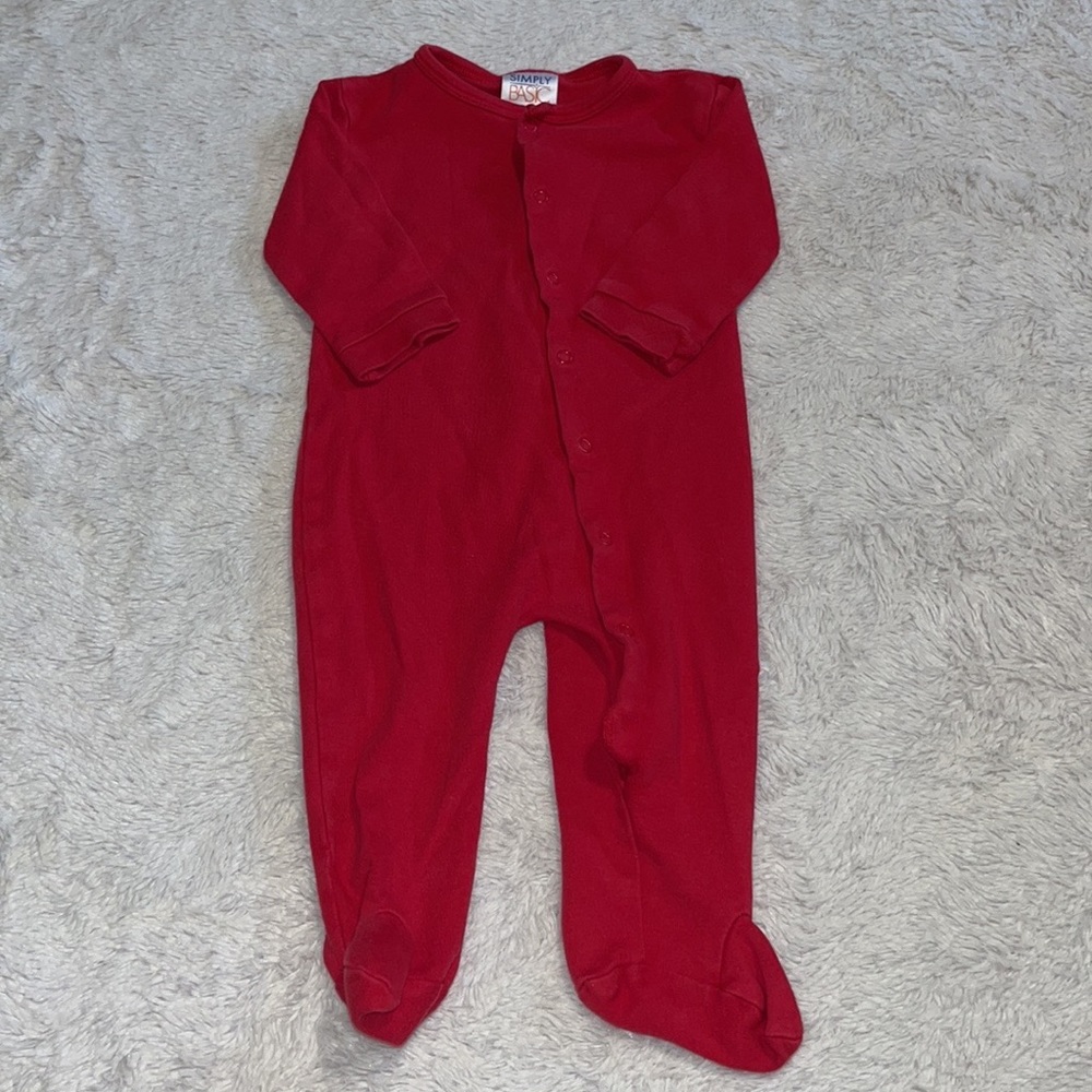 (2 for $10) simply basic 6 month red footie / sleeper snap up gender neutral